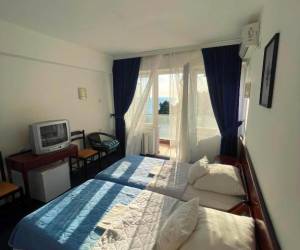 Standard Triple Room (CORPUS B)